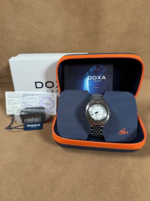 Doxa Sub 300 Whitepearl