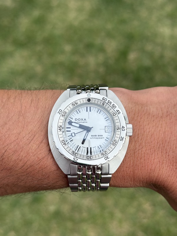 Doxa Sub 300 Whitepearl
