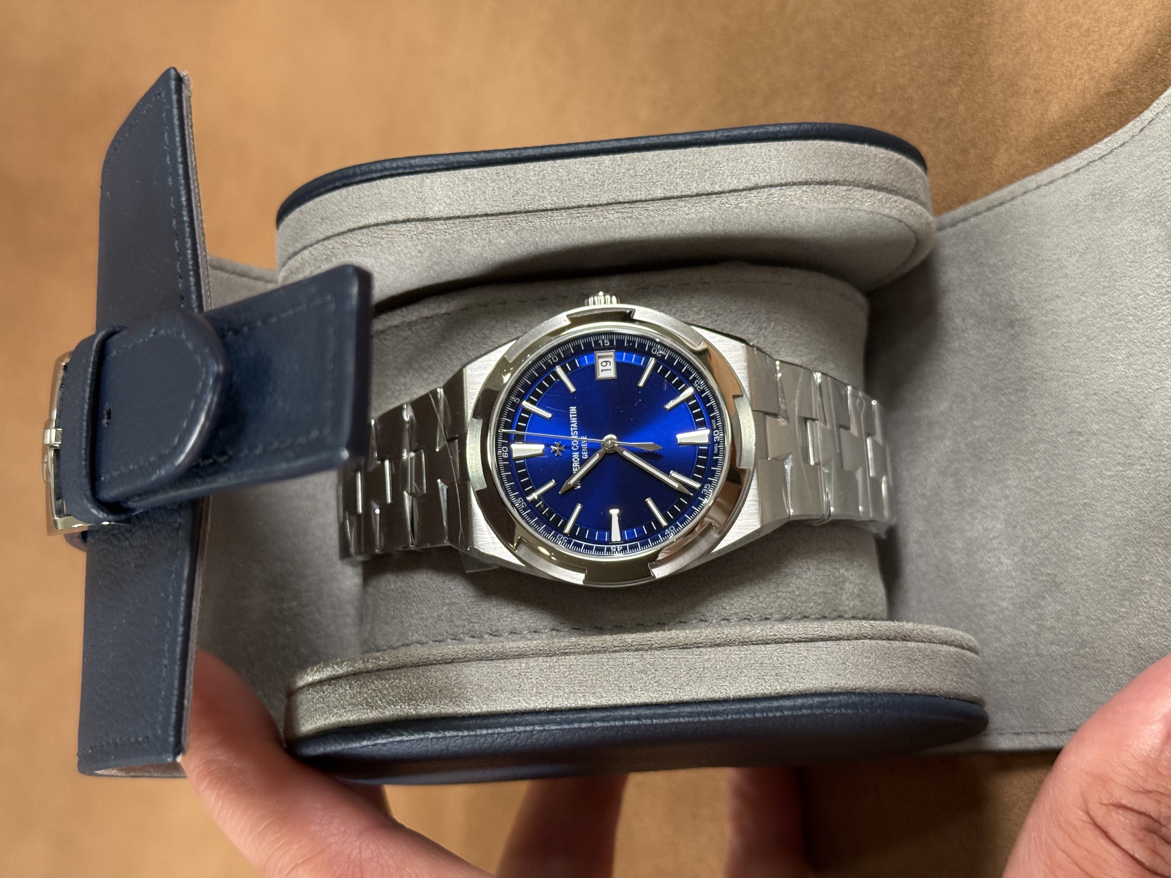 Vacheron Constantin Overseas ref 4520V blue dial