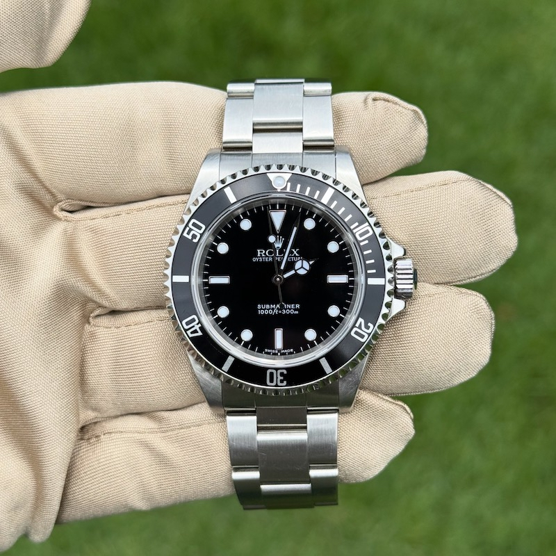 Rolex Submariner No-Date ref 14060M 2001