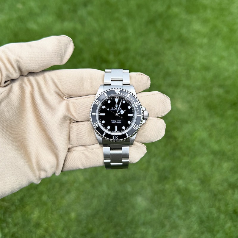 Rolex Submariner No-Date ref 14060M 2001